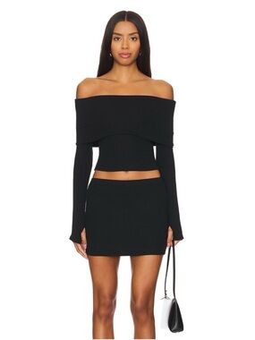 superdown Black Off-Shoulder Two-Piece Skirt Set